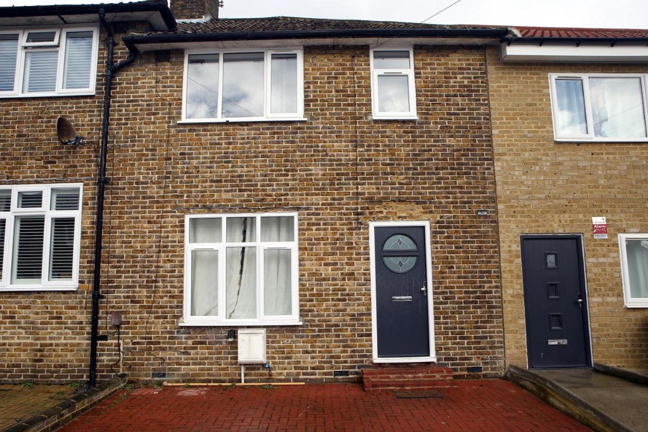 3-Bed House With Parking Near London O2 Apartman Kültér fotó