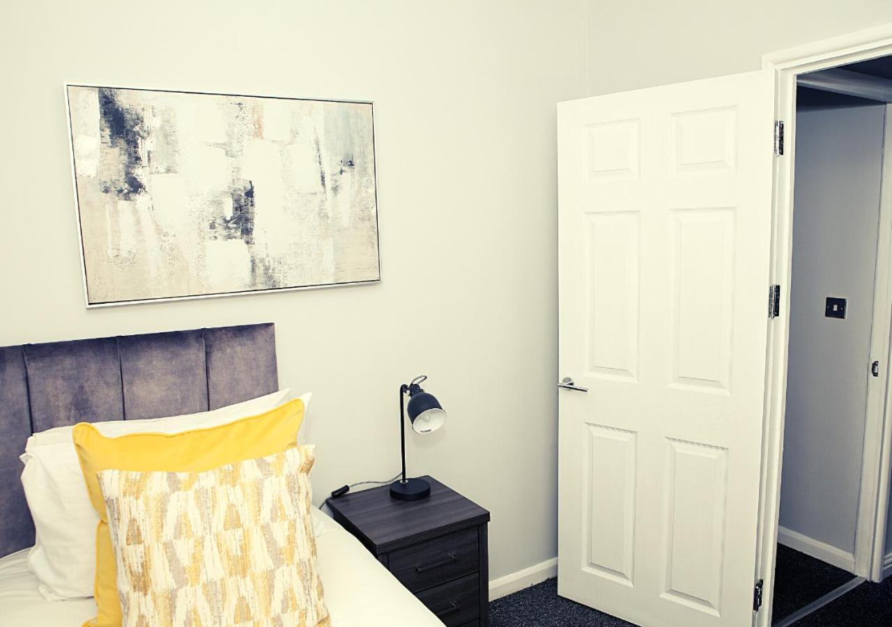 3-Bed House With Parking Near London O2 Apartman Kültér fotó