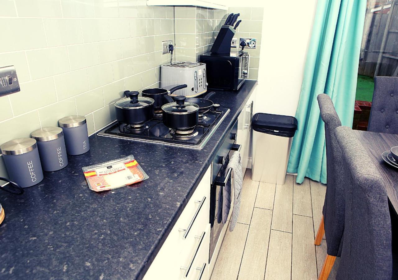 3-Bed House With Parking Near London O2 Apartman Kültér fotó